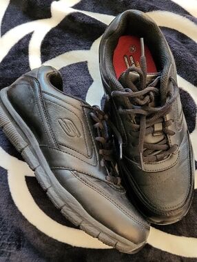 Skechers  Black Lace-Up Athletic Walking Shoes Ws 8 1/2